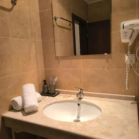 Botanique - Cozy With Free Bottle Of Wine Apartmán *