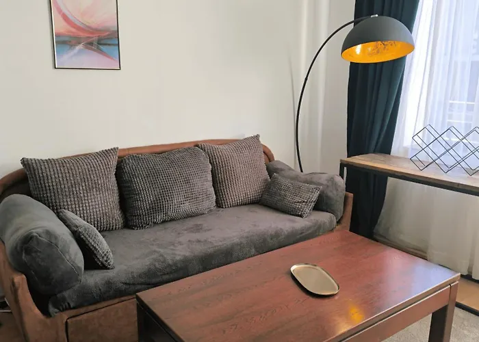 Botanique - Cozy With Free Bottle Of Wine Apartament *